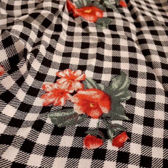 Floral and Checkered Print Skater Dress - Picture 4 of 6